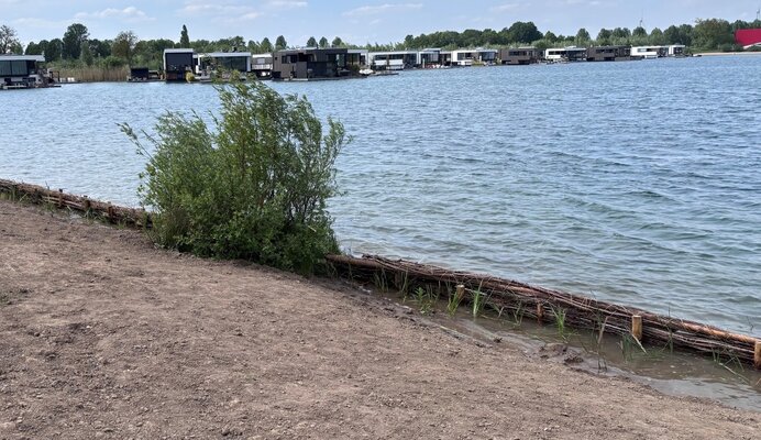 Toegang lentse plas